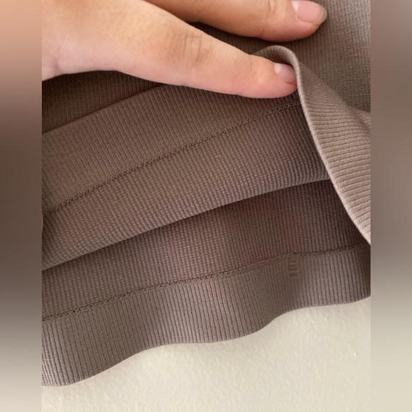 La Linger Tank Top, Brown, One Size L> - Picture 3 of 5